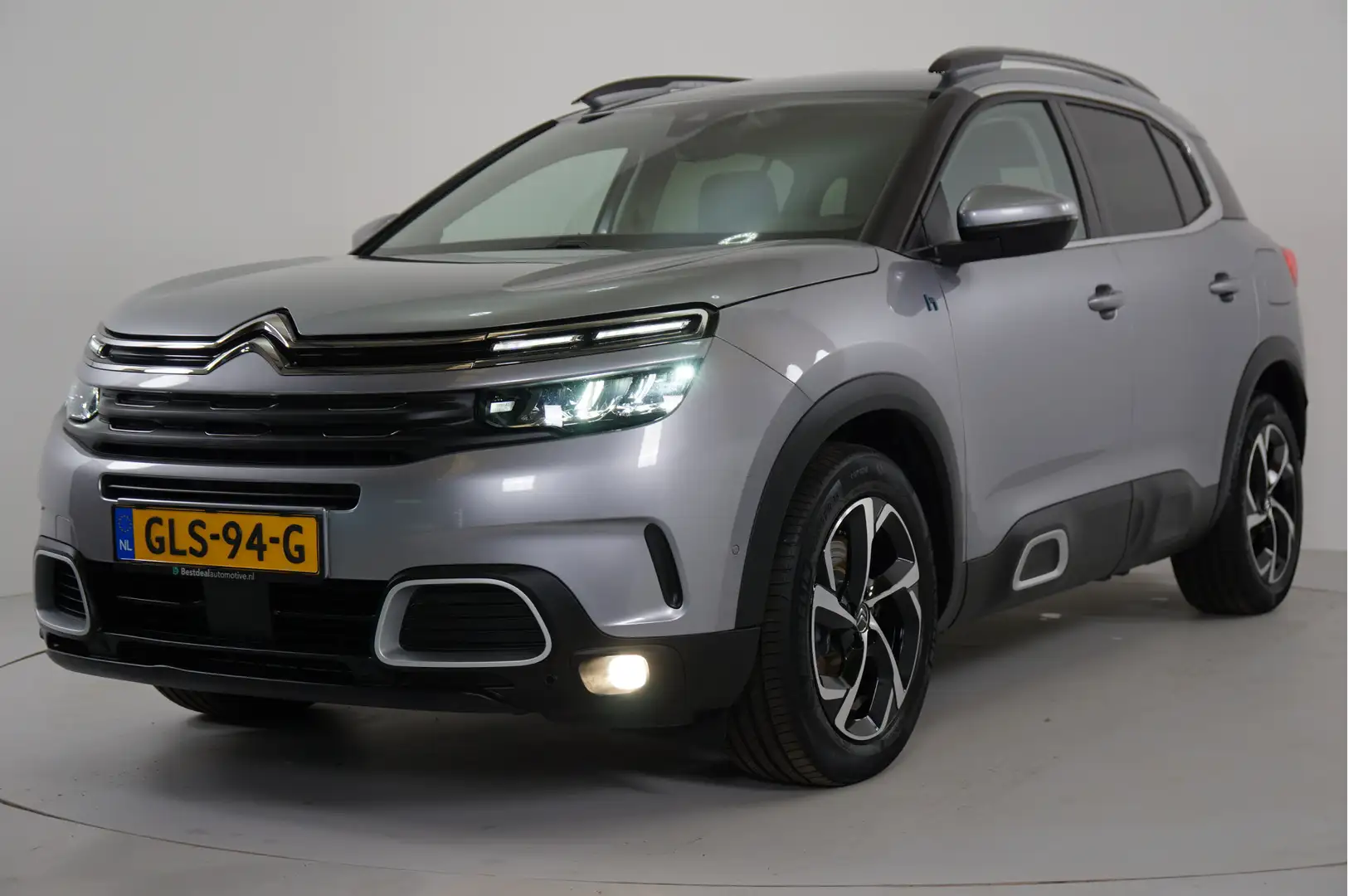 Citroen C5 Aircross 1.6 PHEV 225 pk | 360 camera | Cruise | Navigatie Grijs - 2