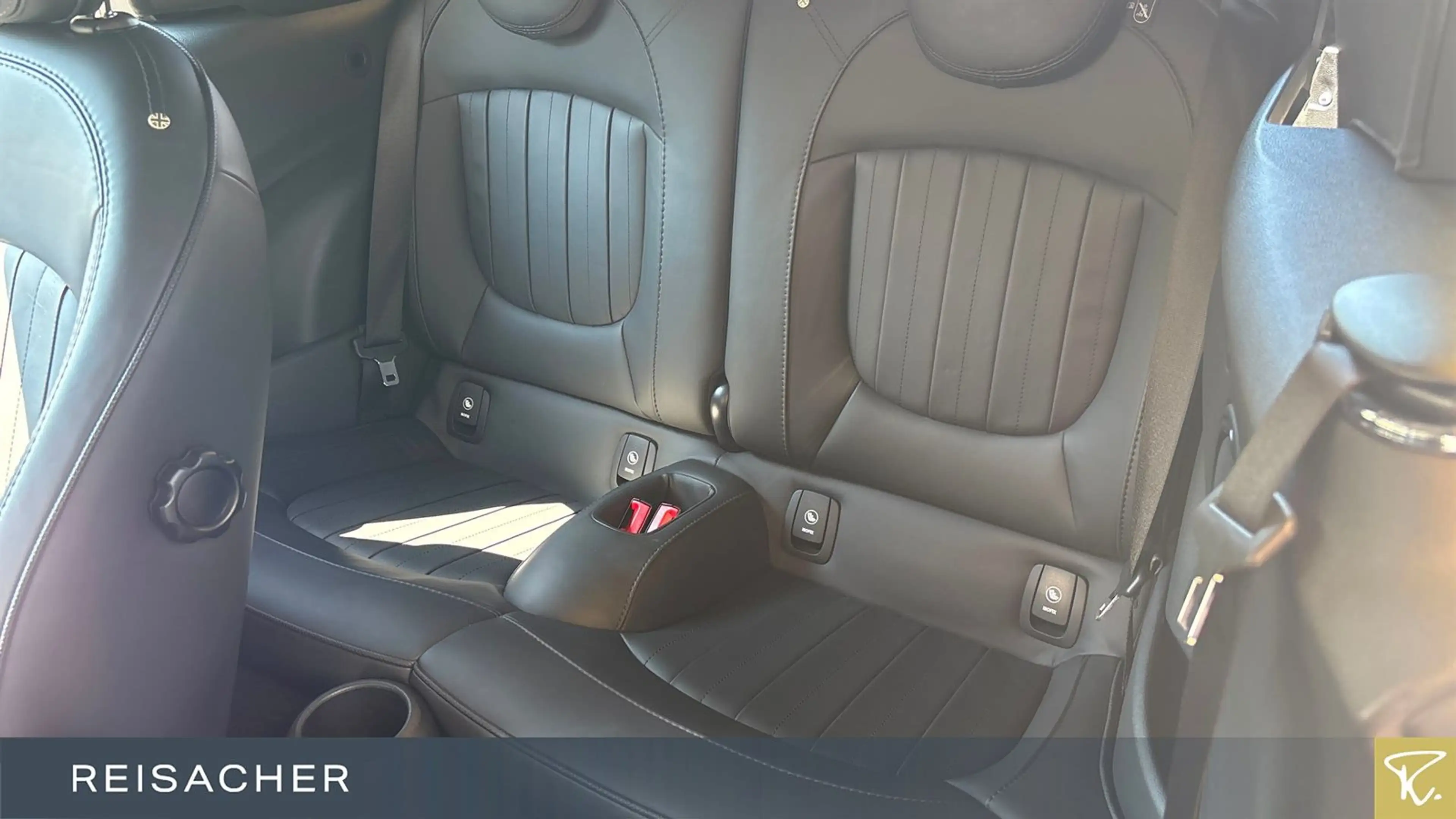 MINI Cooper S Cabrio A,Yours Trim,Navi,DA,SpSitze,LED — photo 8
