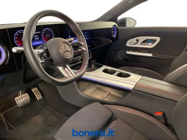 Mercedes-Benz CLA view 10