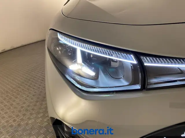 Mercedes-Benz CLA view 8