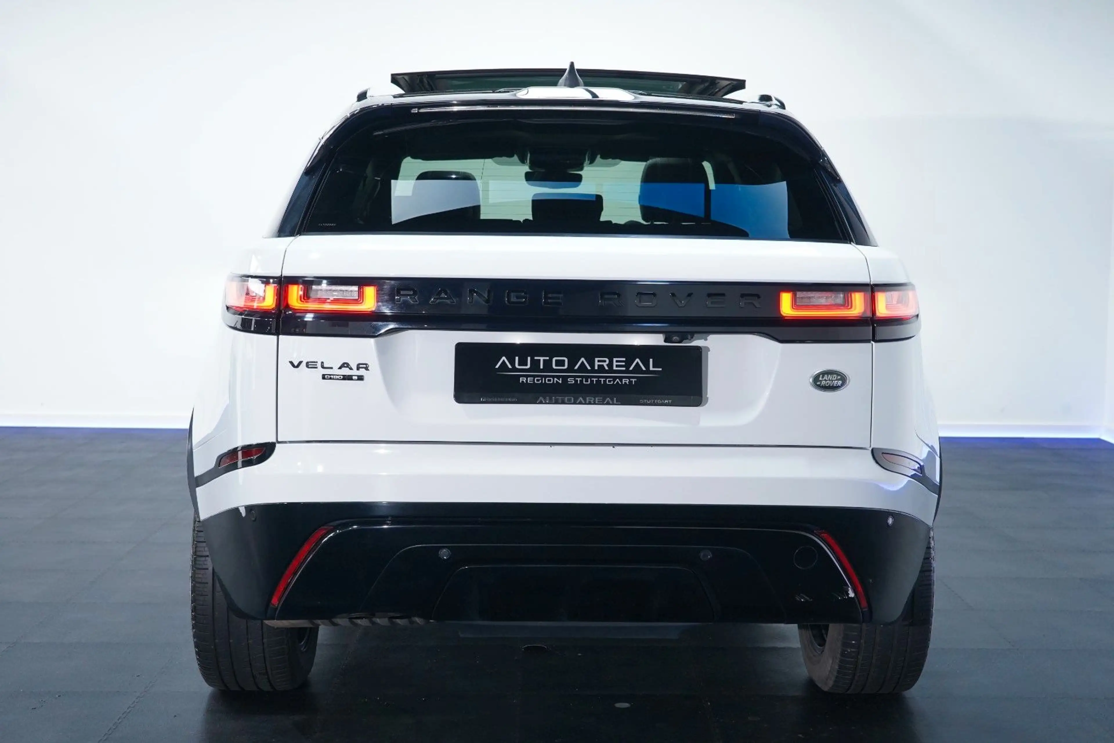 Land Rover Range Rover Velar 2.0 D180 R-Dynamic HSE MY2020 — photo 3