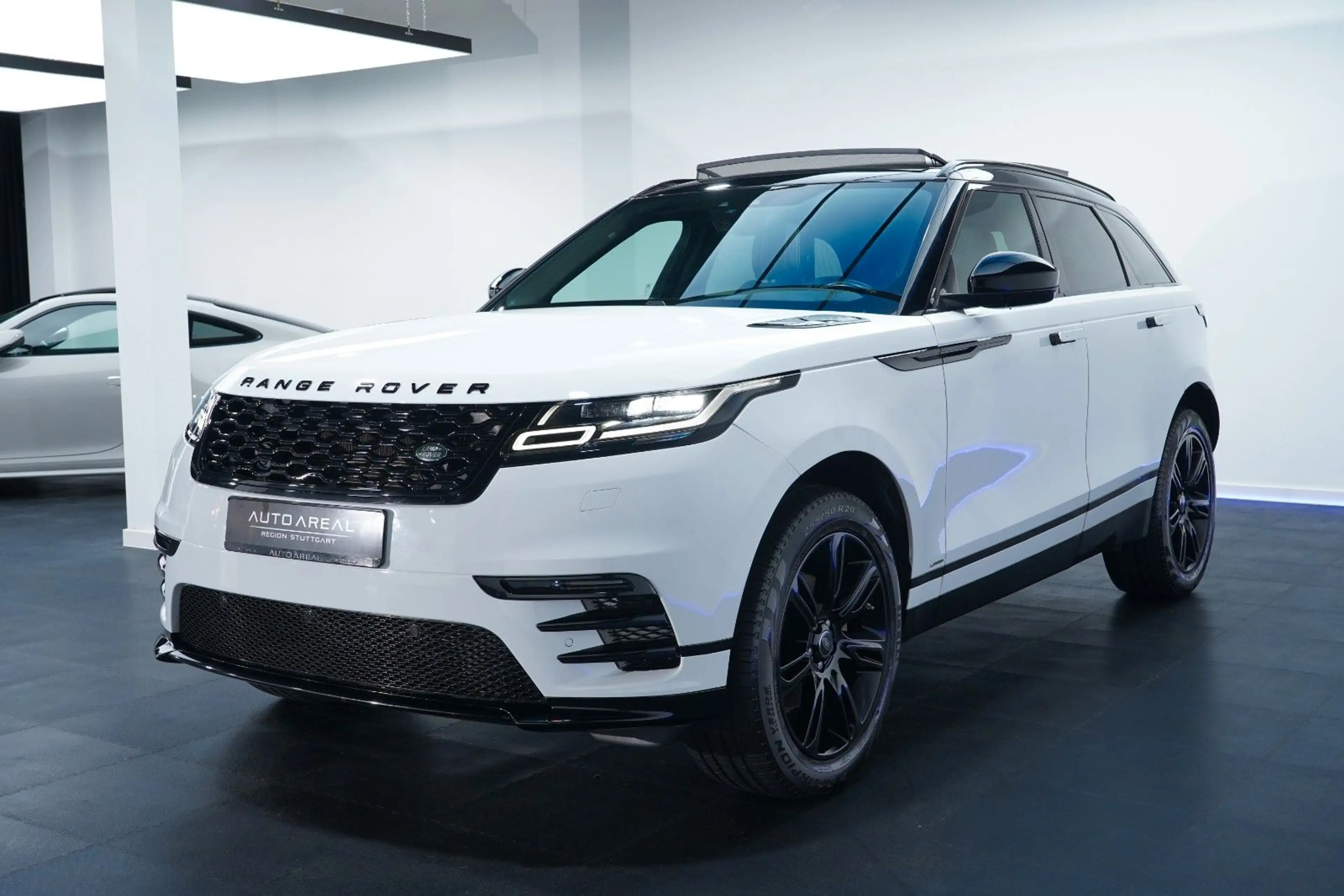 Land Rover Range Rover Velar 2.0 D180 R-Dynamic HSE MY2020 — photo 10