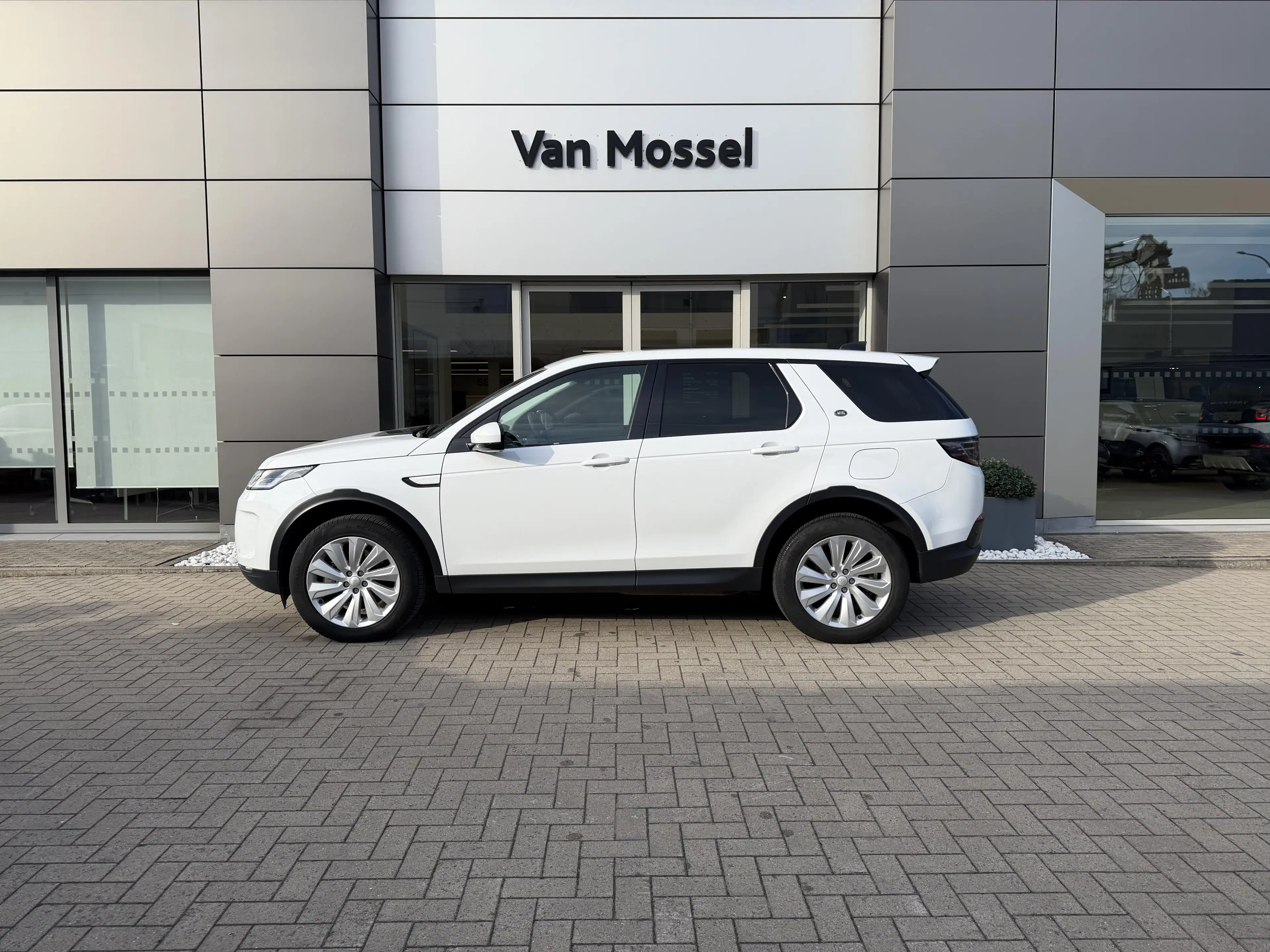 Land Rover Discovery Sport 1.5 PHEV P300e S Trekhaak | LED | Lane Assist | Ca — photo 5