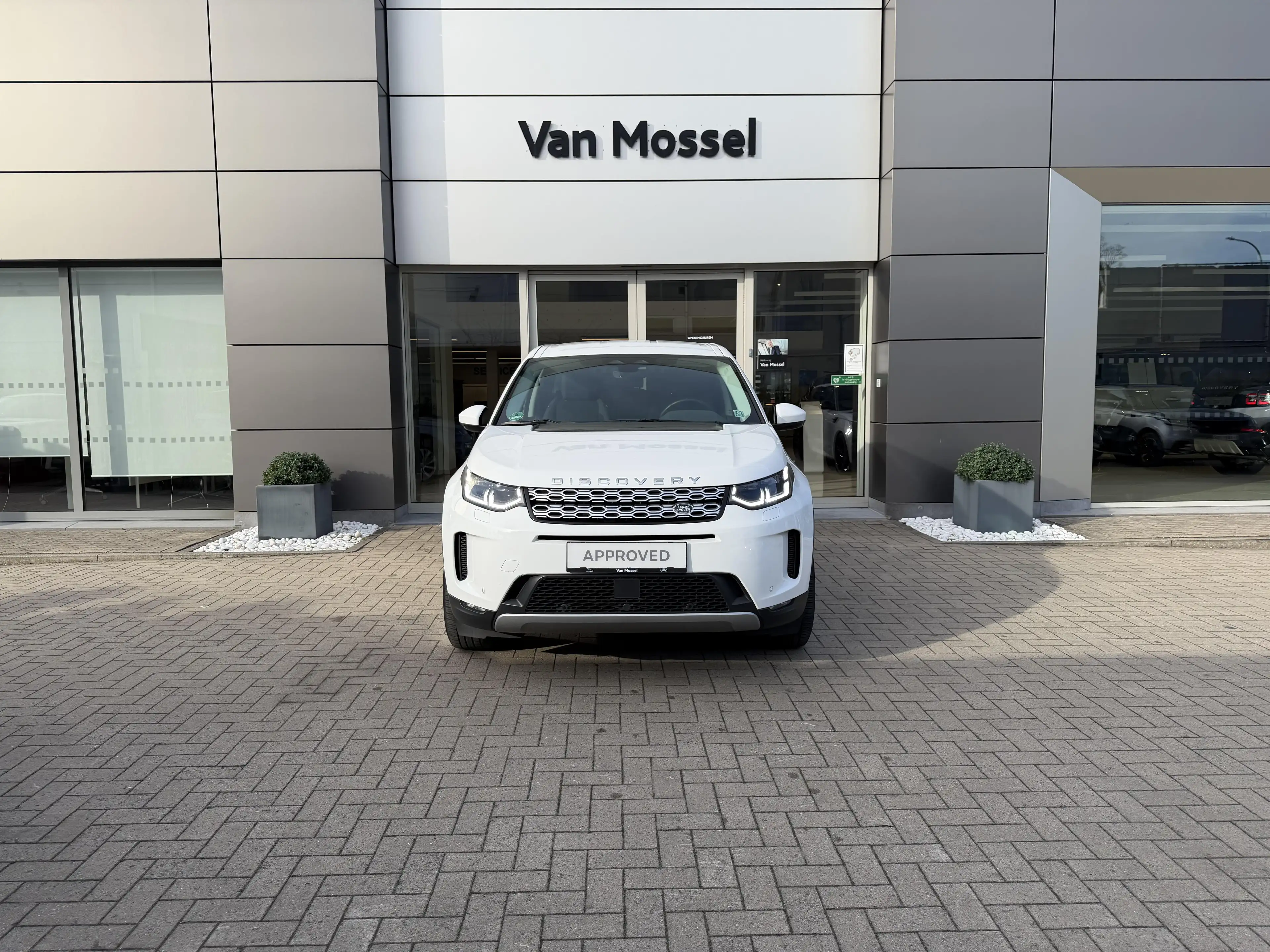 Land Rover Discovery Sport 1.5 PHEV P300e S Trekhaak | LED | Lane Assist | Ca — photo 2