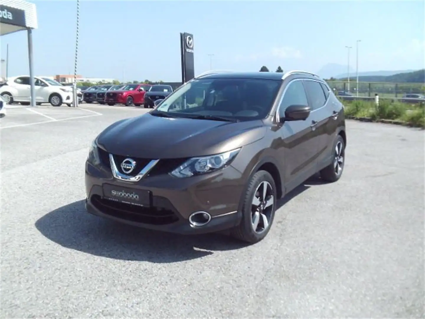 Nissan Qashqai 1,6 dCi N-Connecta 360°8fach Bereift Brun - 2