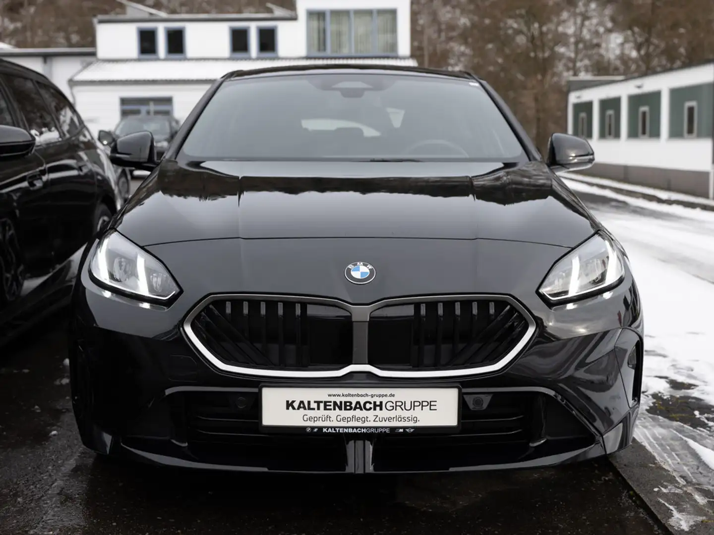 BMW 120 i M-Sport LED ACC NAVI KAMERA KLIMA Schwarz - 2
