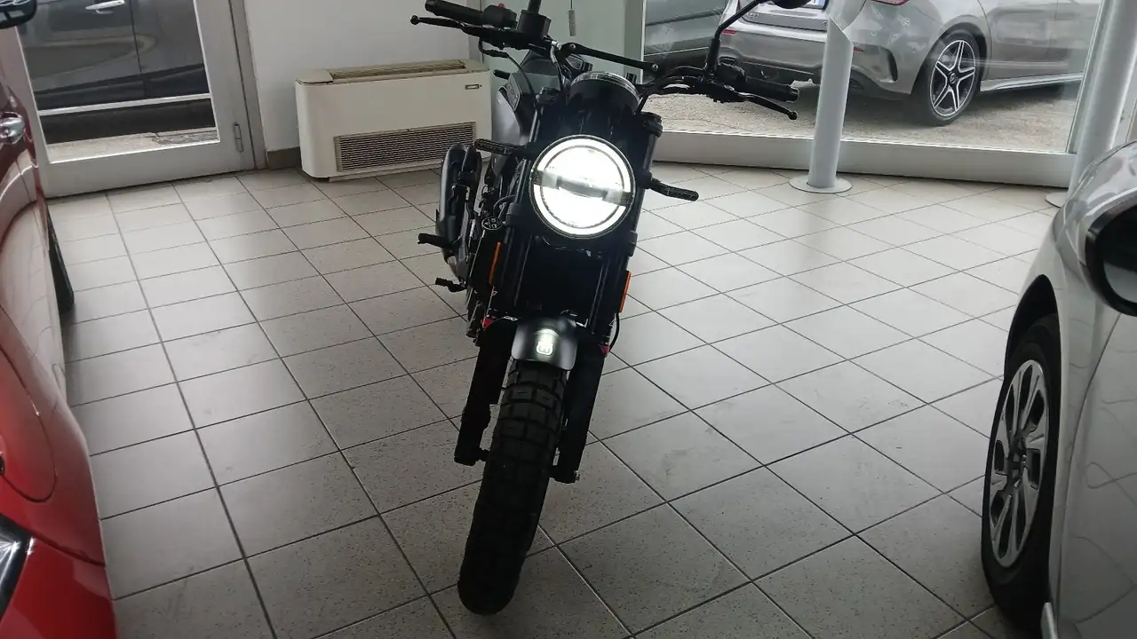 Husqvarna Svartpilen