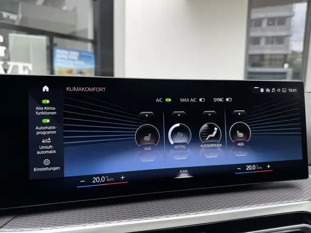BMW 4 Series view 11