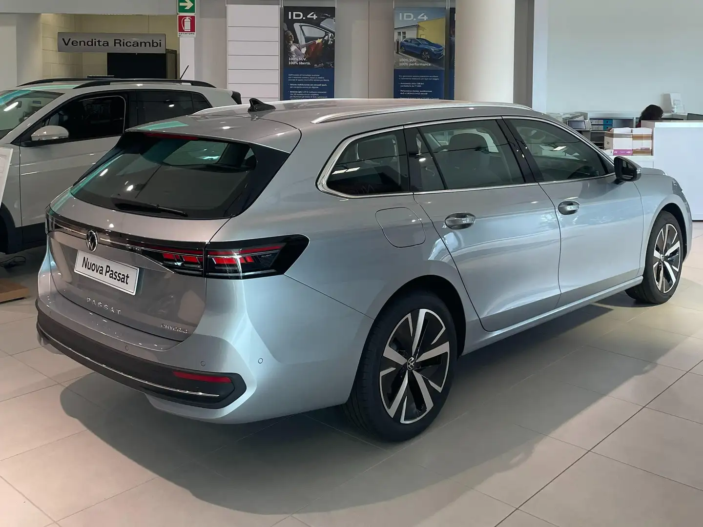 Volkswagen Passat Passat 1.5 tsi ehybrid Business 204cv dsg - 2