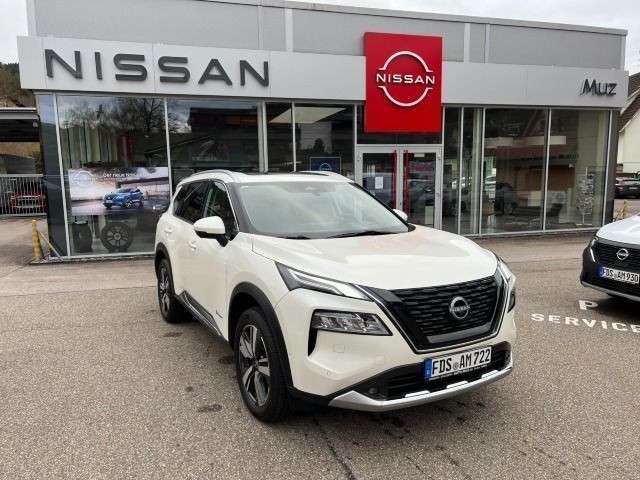 Nissan X-Trail X-TRAIL 1.5 VC-T e-4ORCE 213 PS  AHK  4x4 Tekna