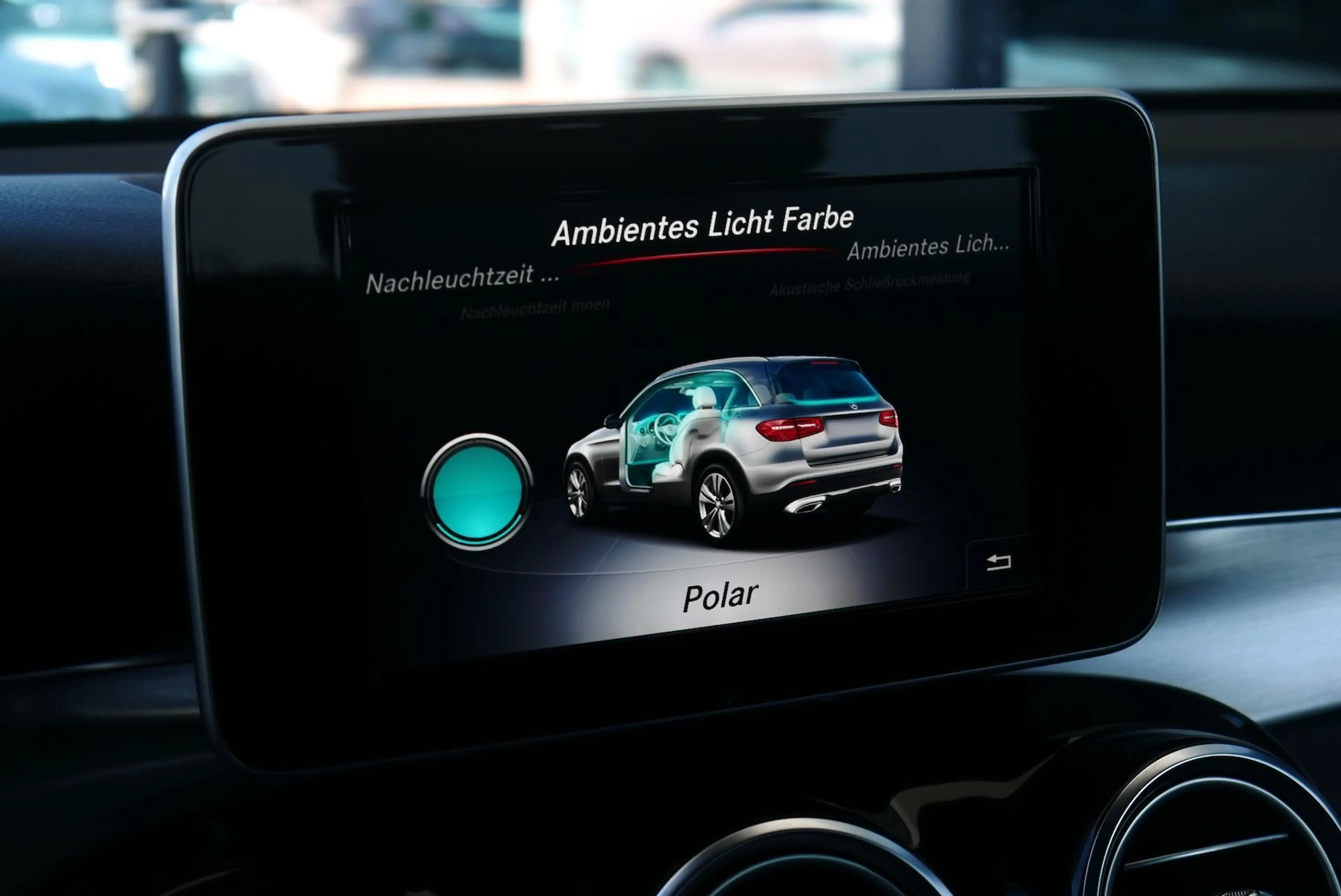 Mercedes-Benz GLC 250 d AMG Line 4Matic *AHK & Parkassistent* — photo 14