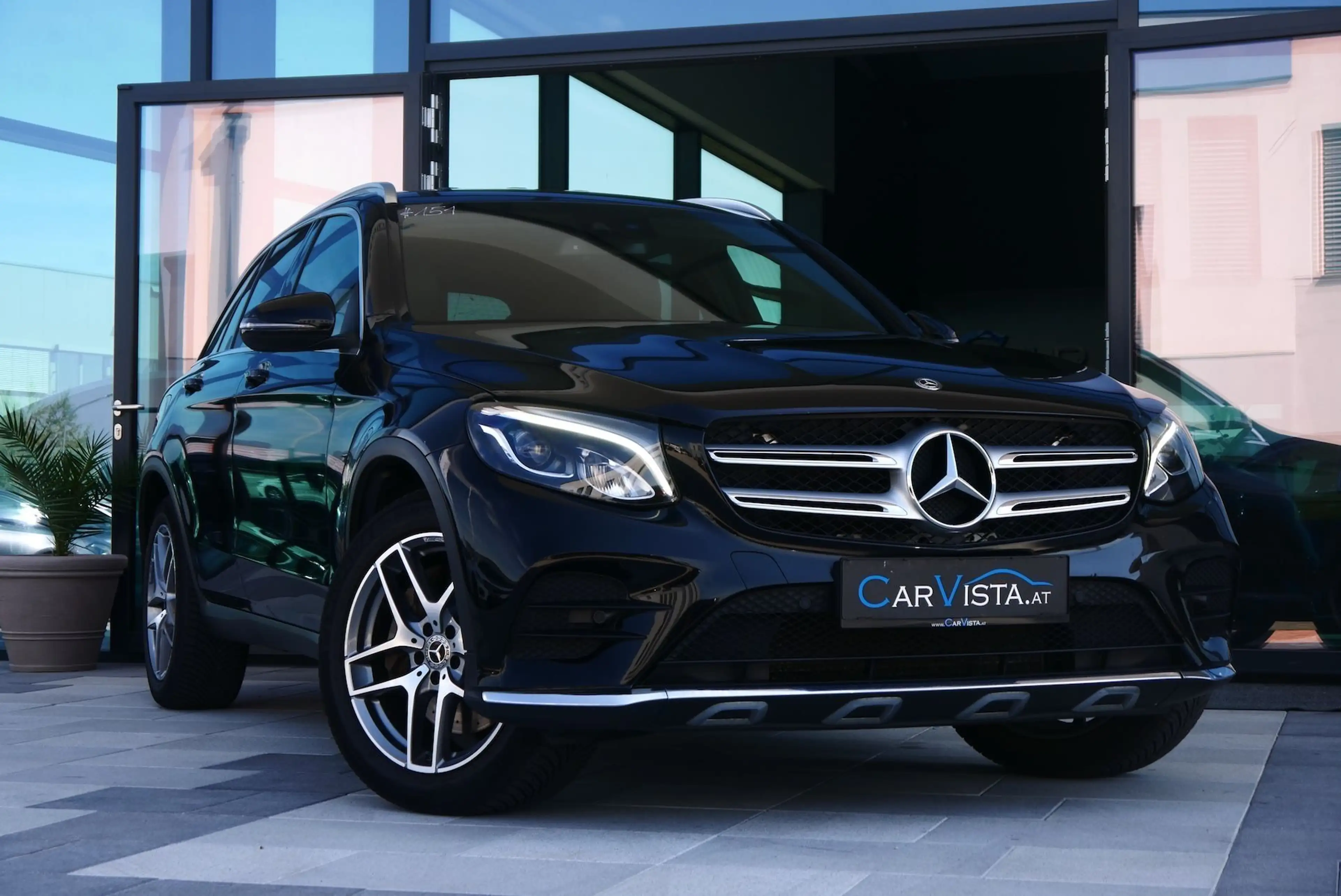 Mercedes-Benz GLC 250 d AMG Line 4Matic *AHK & Parkassistent* — photo 4
