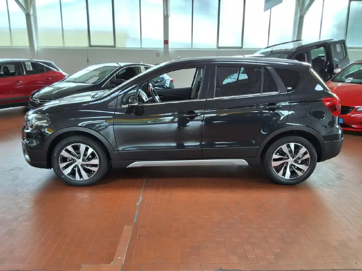 Suzuki SX4 S-Cross Comfort+ 4x4 LED Panorama-Glasschiebehubdach Zwart - 2
