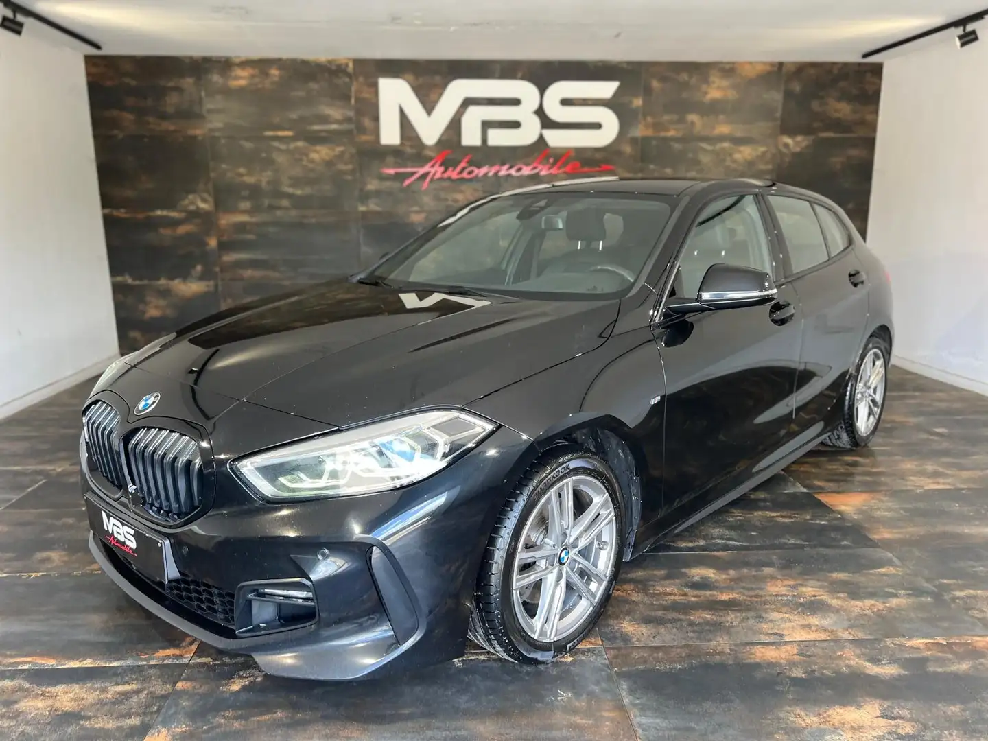 BMW 116 d * PACK M * RADRS * CARPLAY * CLIM * GPS * CUISE Noir - 1