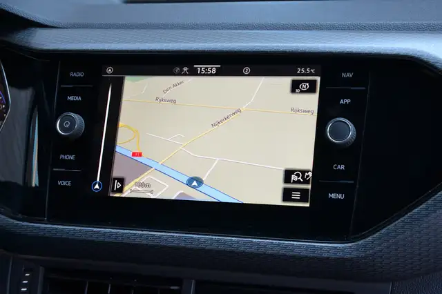 Volkswagen T-Cross view 12