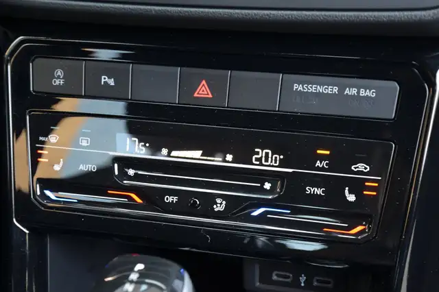 Volkswagen T-Cross view 14