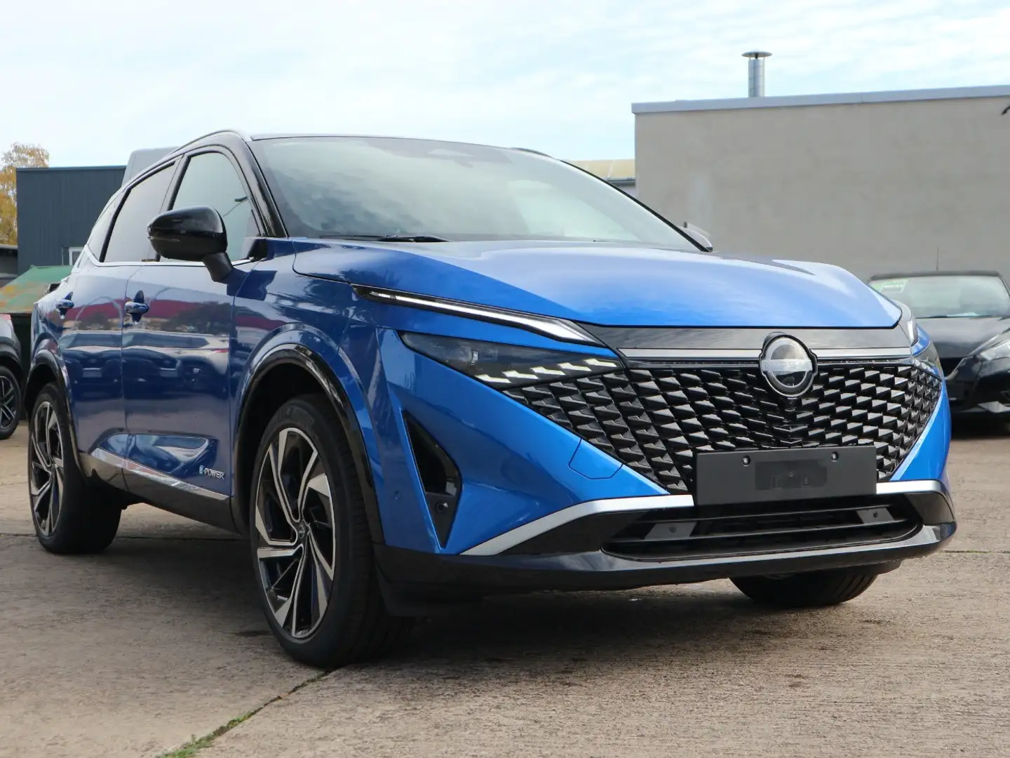 Nissan Qashqai 1.5 VC-T e-POWER Tekna+ Bose Pano Kam LM Blau - 2