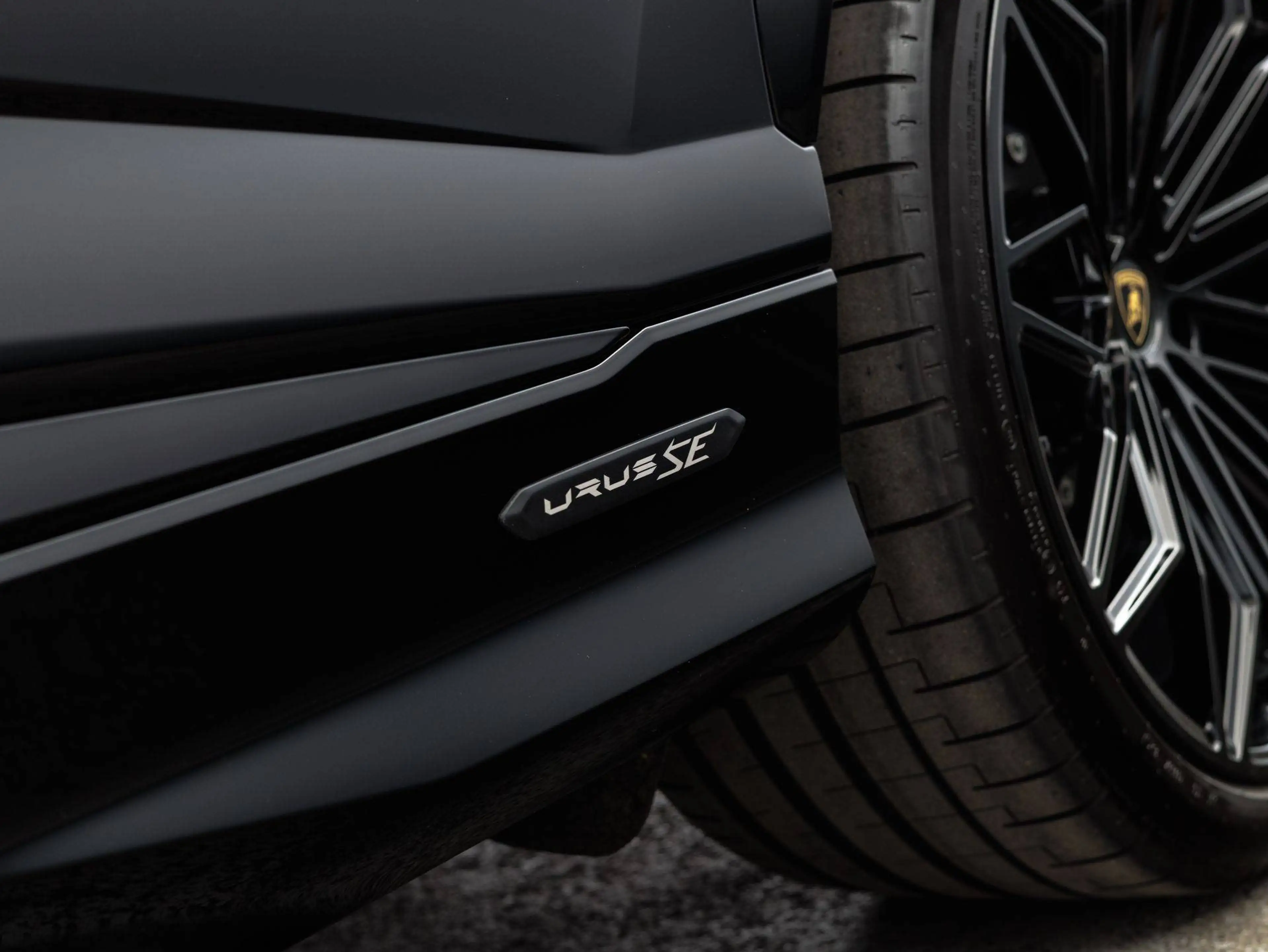 Lamborghini Urus SE MY26 — photo 10