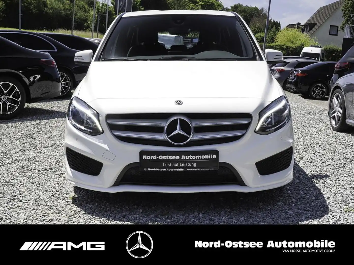 Mercedes-Benz B 180 CDI d AMG NAVI TEMPO LED SITZHEIZUNG Wit - 2