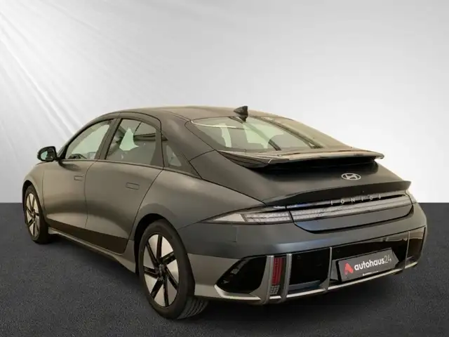 Hyundai Ioniq 6 view 4