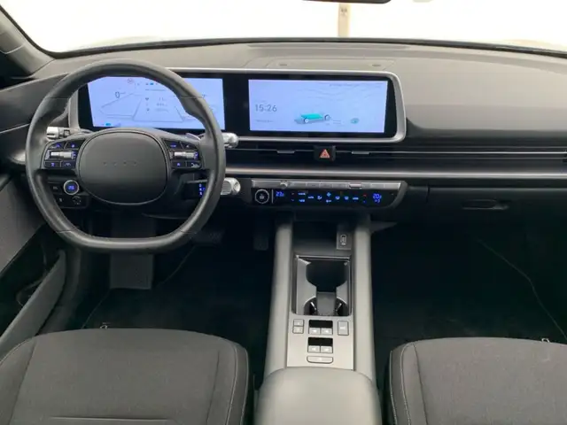 Hyundai Ioniq 6 view 13
