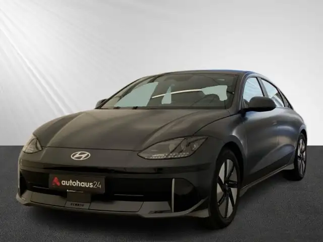 Hyundai Ioniq 6 view 3
