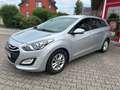Hyundai i30 i30cw 1.6 Trend+ Silber - thumbnail 3