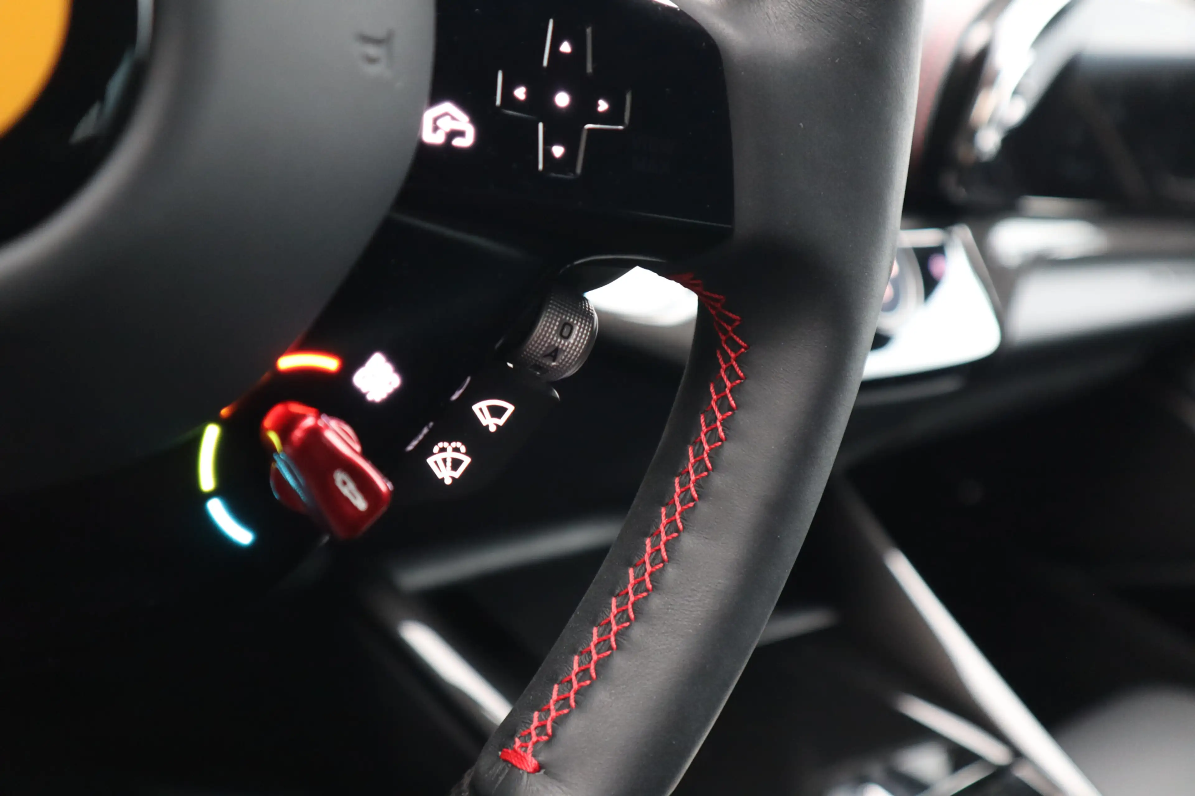 Ferrari Purosangue 6.5 V12 | NOVITEC, Carbon in/ext., Lift, Passenger — photo 25
