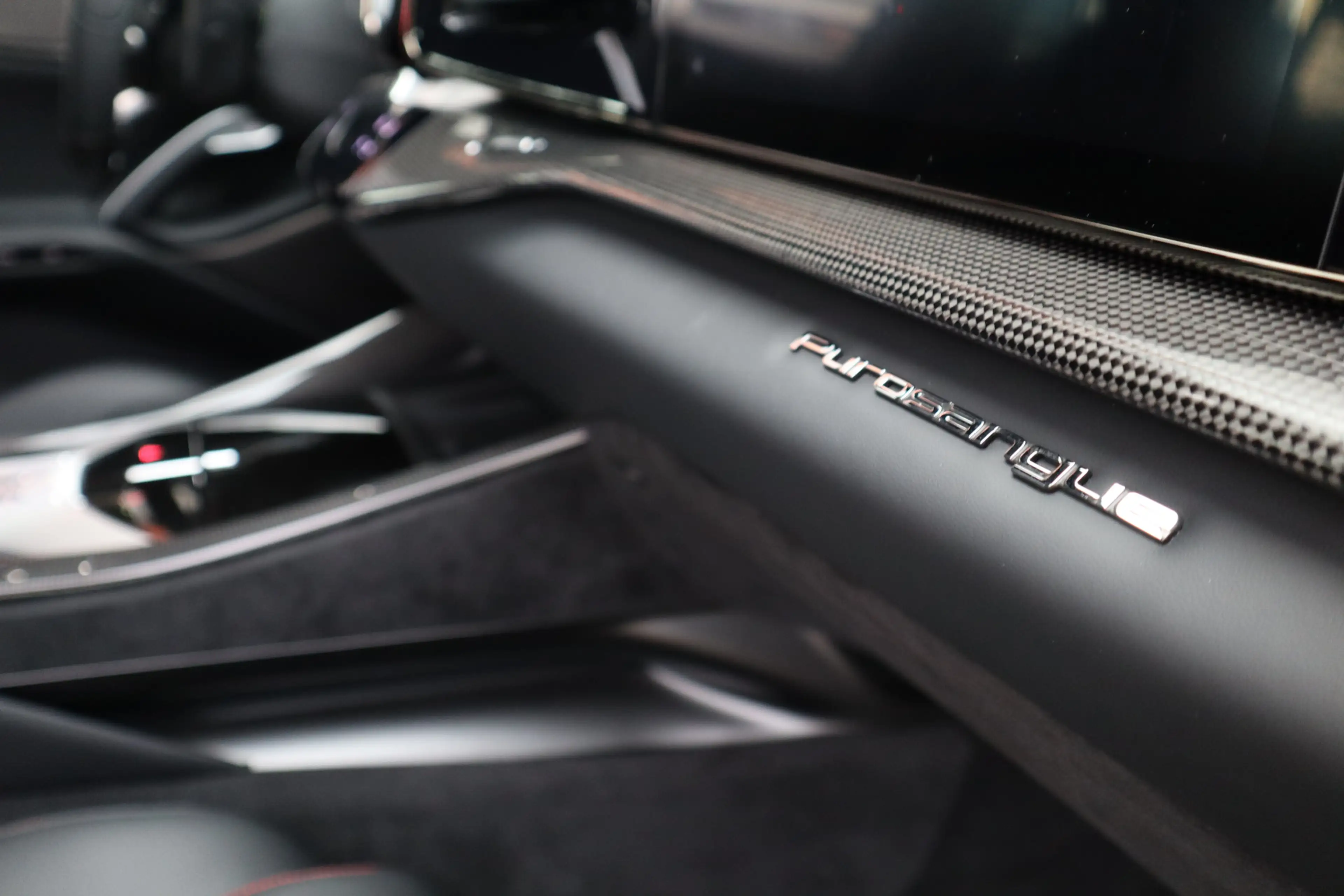 Ferrari Purosangue 6.5 V12 | NOVITEC, Carbon in/ext., Lift, Passenger — photo 16
