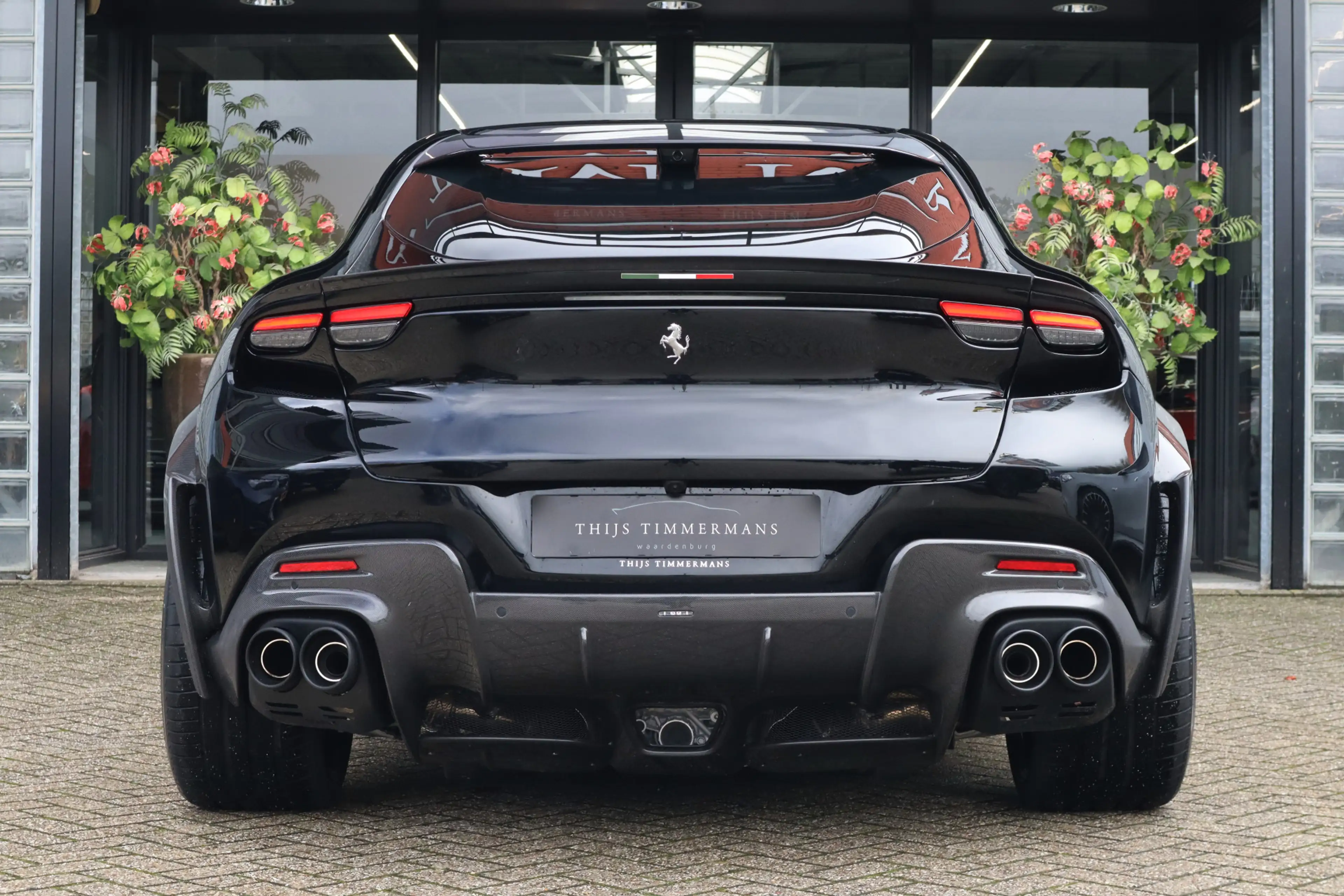 Ferrari Purosangue 6.5 V12 | NOVITEC, Carbon in/ext., Lift, Passenger — photo 5