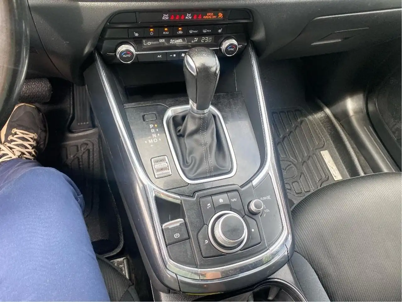 Mazda CX-9 снимка Mazda CX-9
