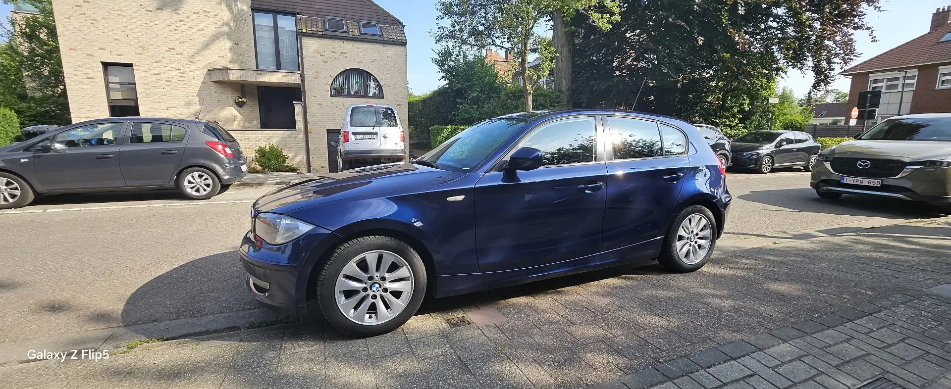 BMW 118 d Bleu - 1