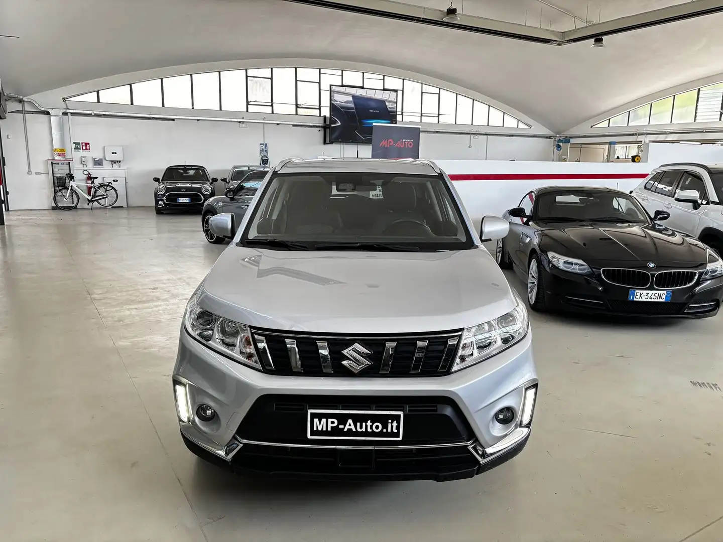 Suzuki Vitara 1.0 Boosterjet 4WD Allgrip Cool Silber - 2