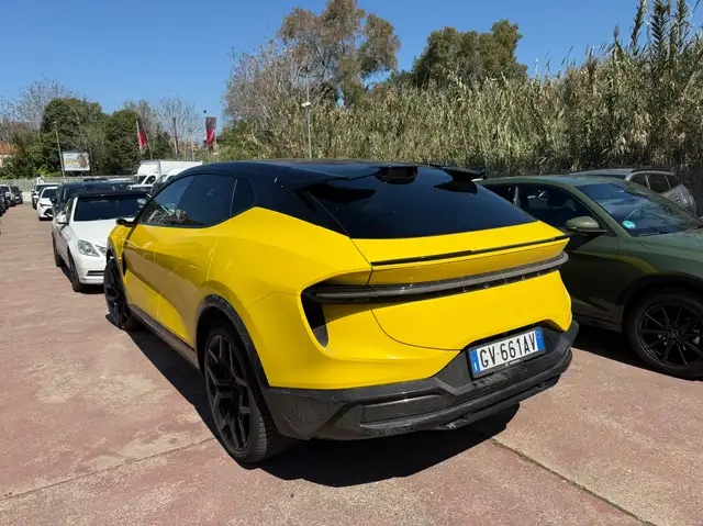 Lotus Eletre Eletre S