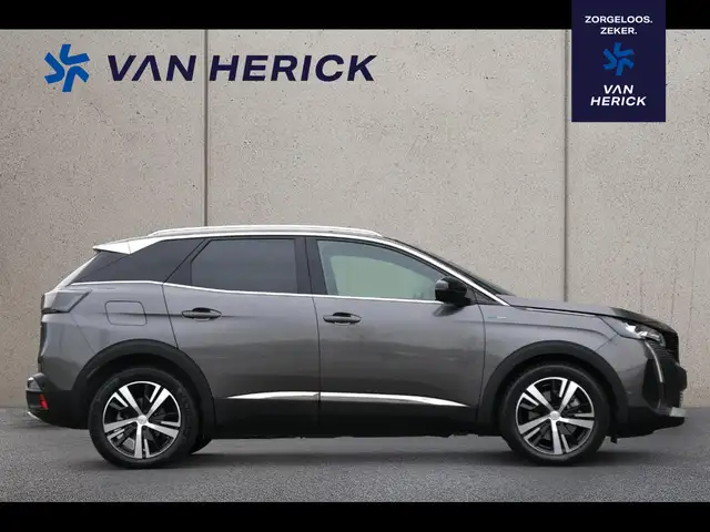 Peugeot 3008 view 3