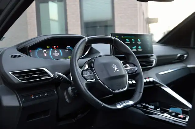 Peugeot 3008 view 7