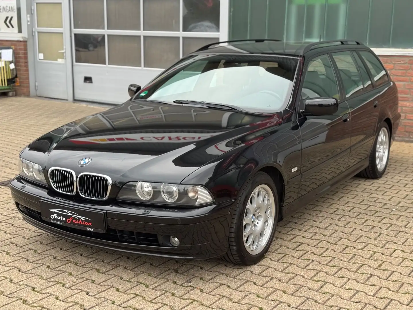 BMW 540 i V8 286 PS Exclusive touring - 1