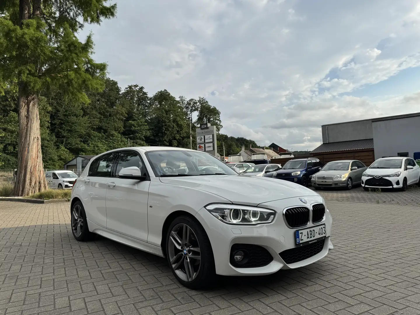 BMW 118 d Aut. M Sport GARANTIE 12MOIS CARPASS C.T Wit - 2