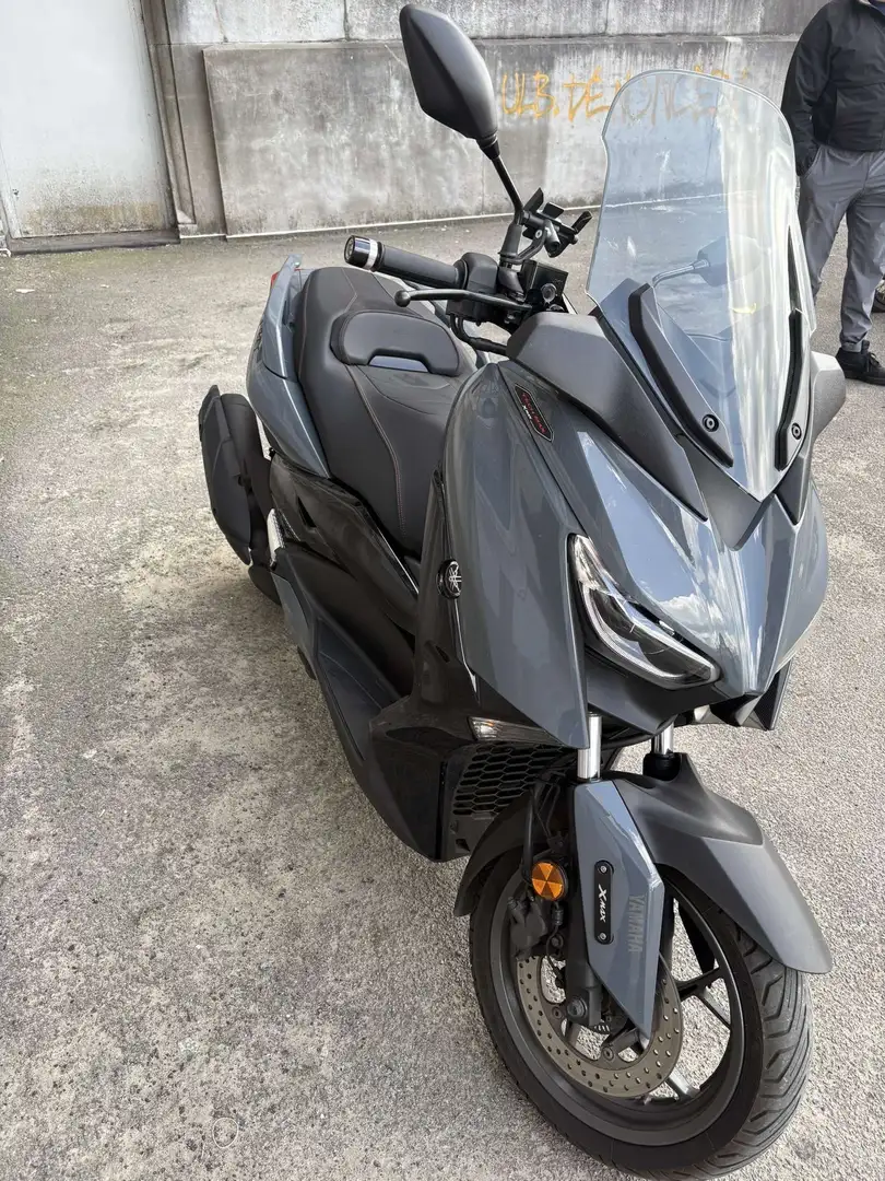 Yamaha X-Max 400 - 2