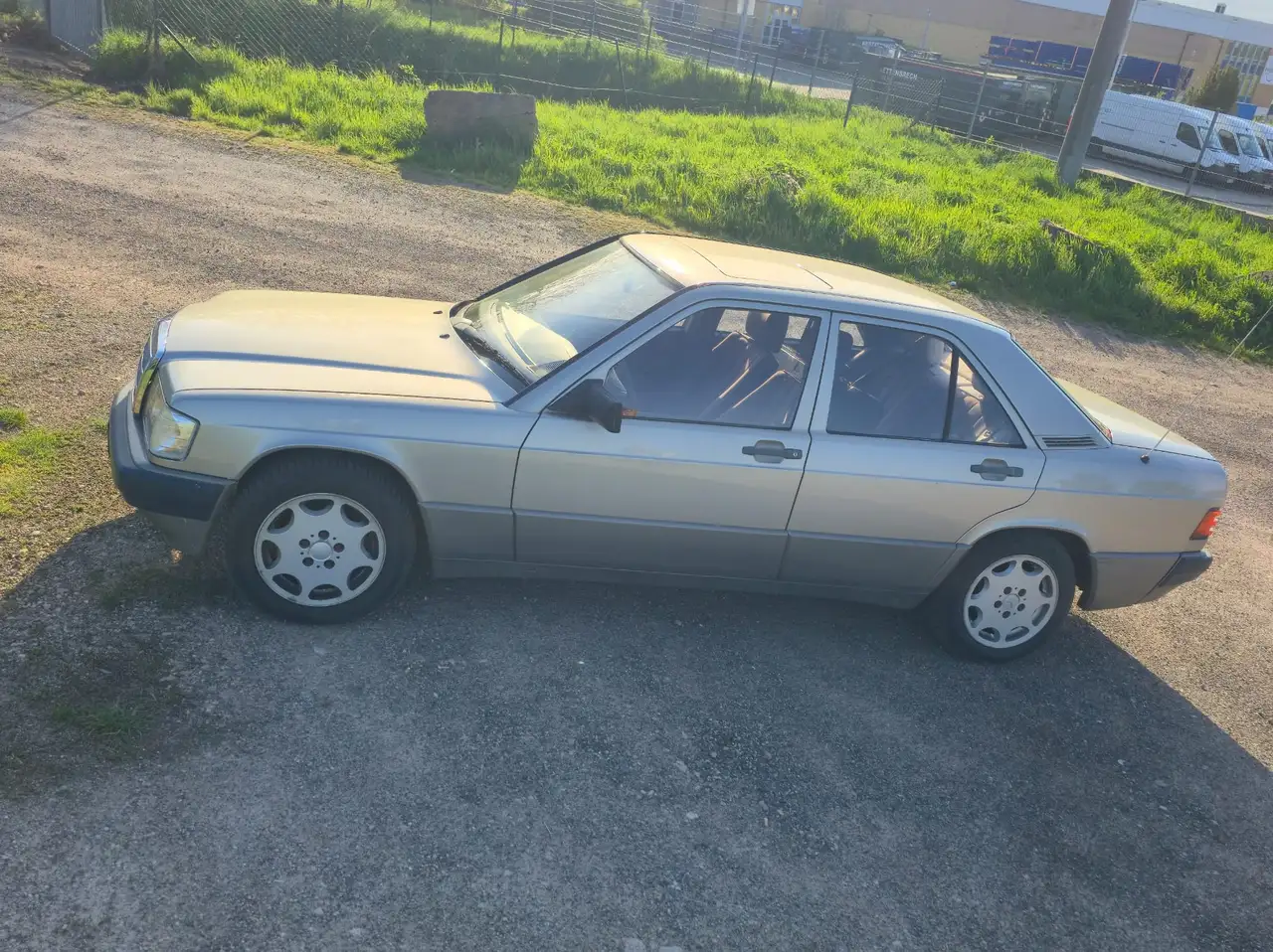 Mercedes-Benz 190 E, foto 8
