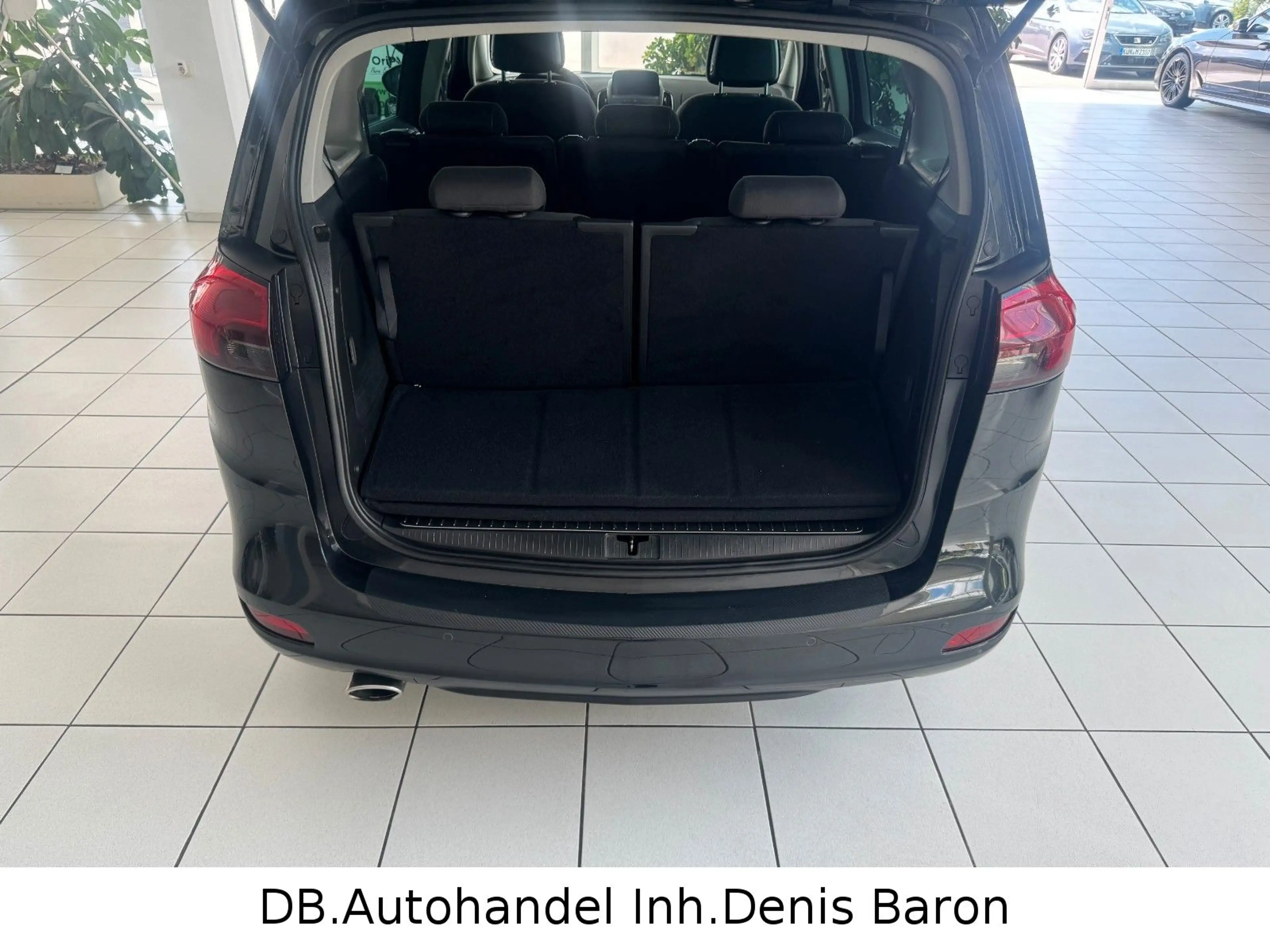Opel Zafira Tourer Zafira C Tourer *7-Sitzer* Xenon Navi Kamera SHZ — photo 8