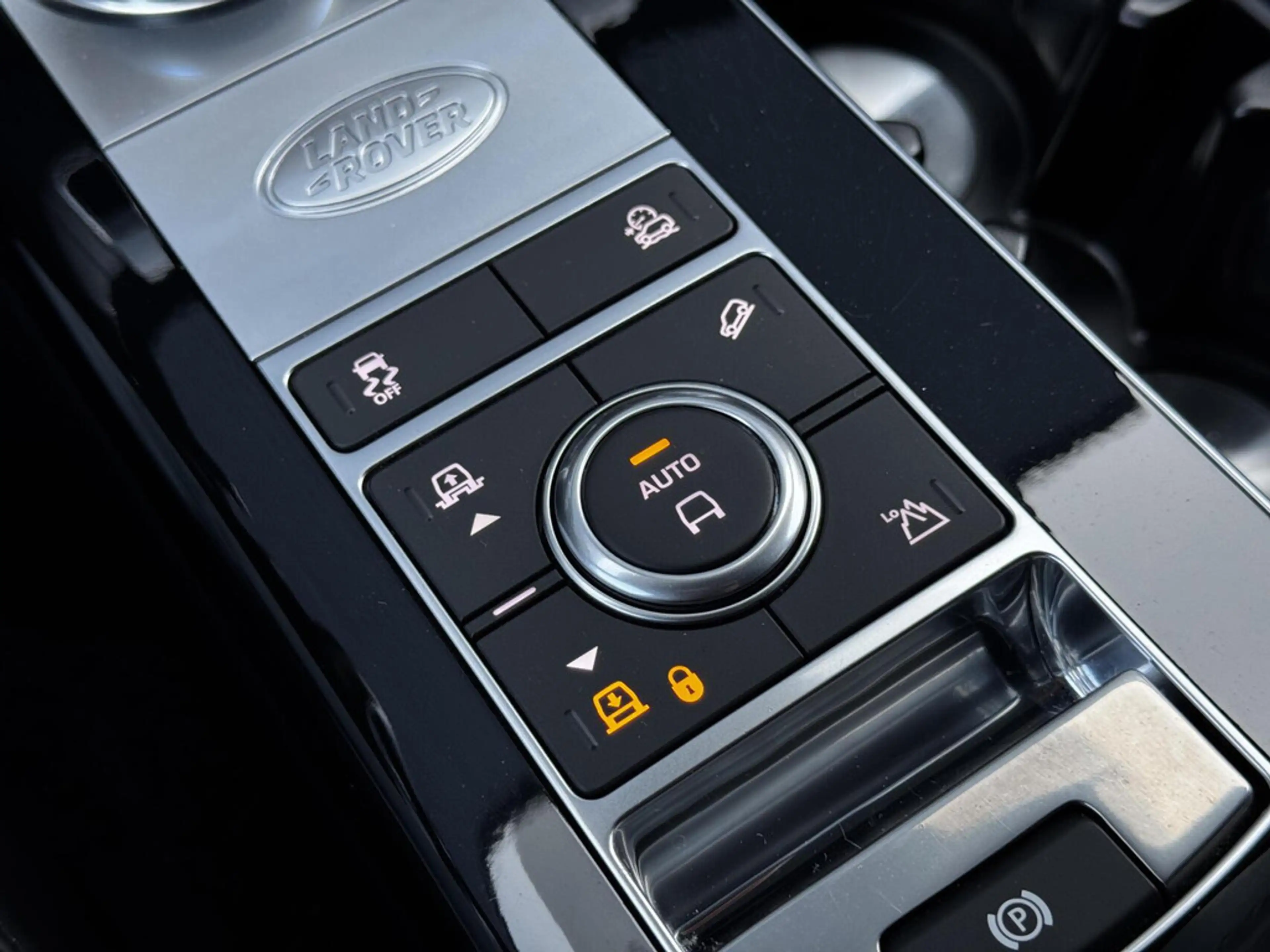 Land Rover Range Rover P400 HSE | Pano | Meridian | HUD | 22 inch | NL Au — photo 29
