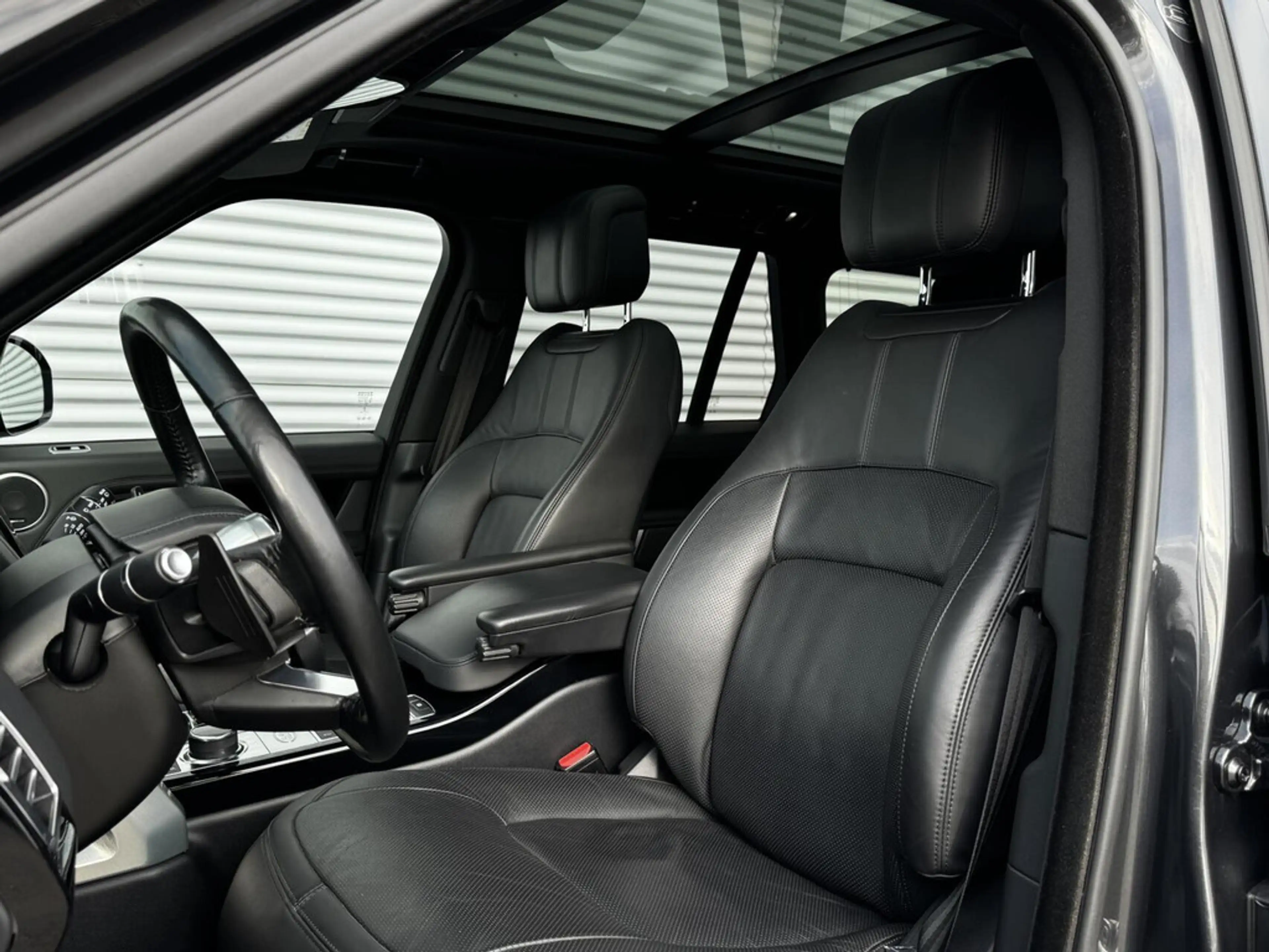 Land Rover Range Rover P400 HSE | Pano | Meridian | HUD | 22 inch | NL Au — photo 6
