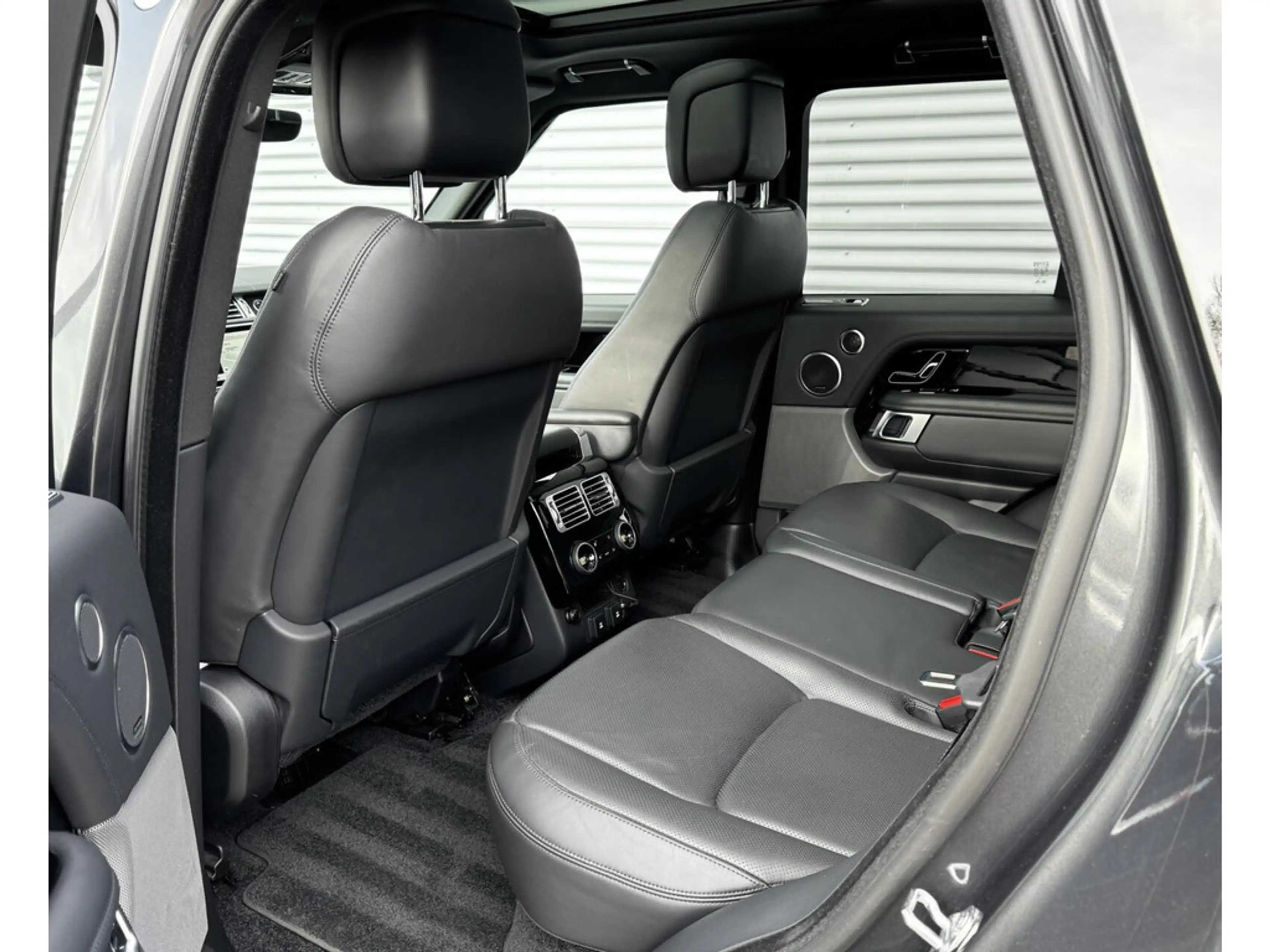 Land Rover Range Rover P400 HSE | Pano | Meridian | HUD | 22 inch | NL Au — photo 7
