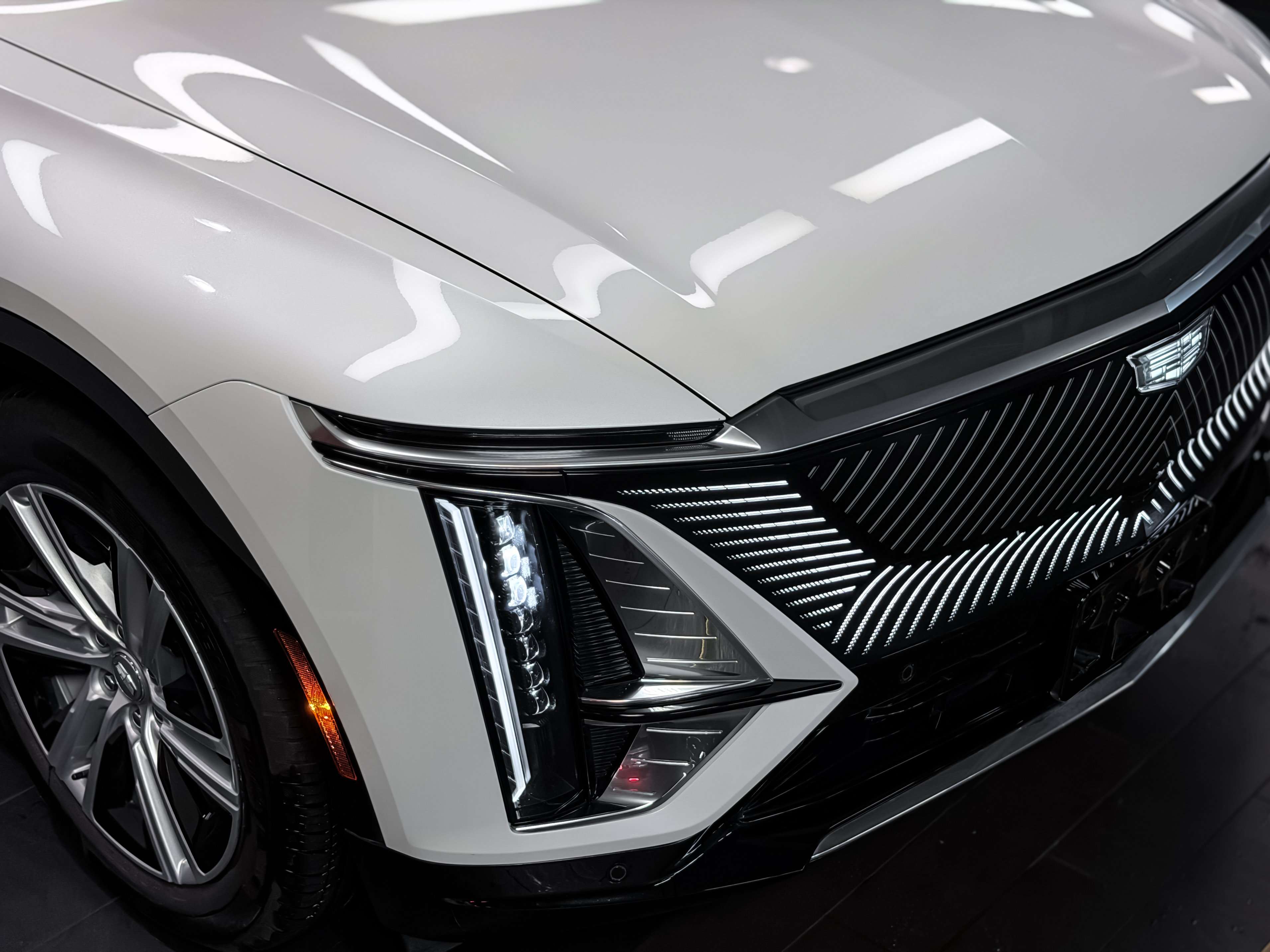 2024 Cadillac Lyriq