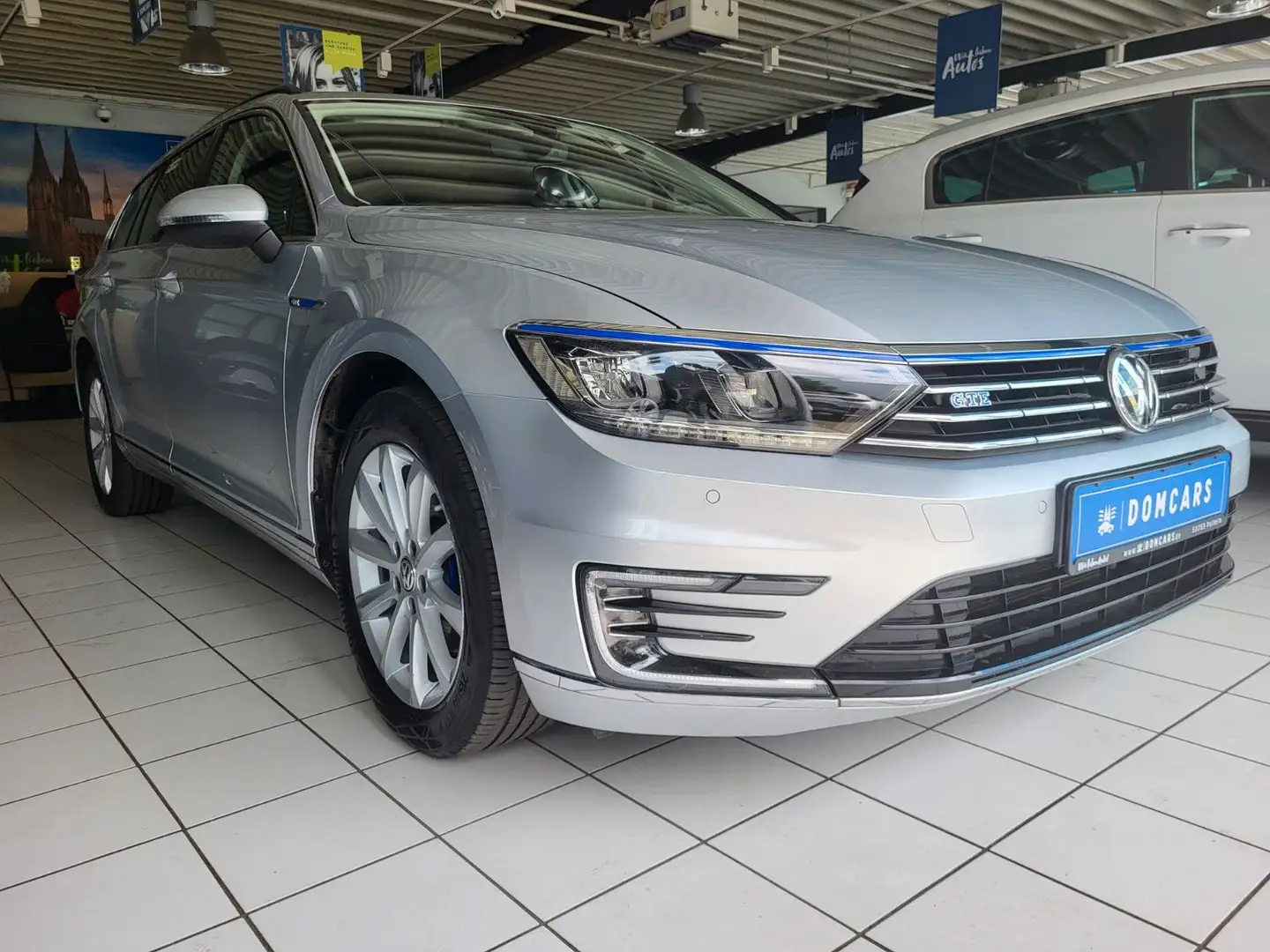Volkswagen Passat Variant GTE//HEAD UP/AUTOMATIK/GARANTIE// Silber - 2