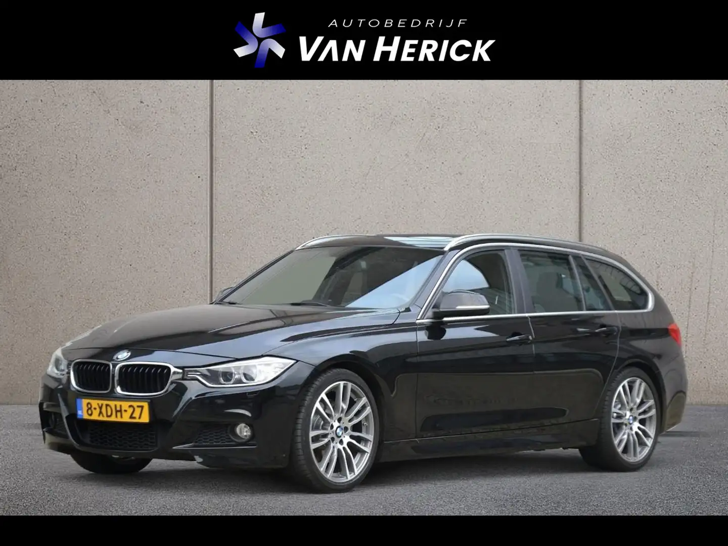 BMW 320 3-serie Touring 320i High Executive M Sport 184PK Black - 1