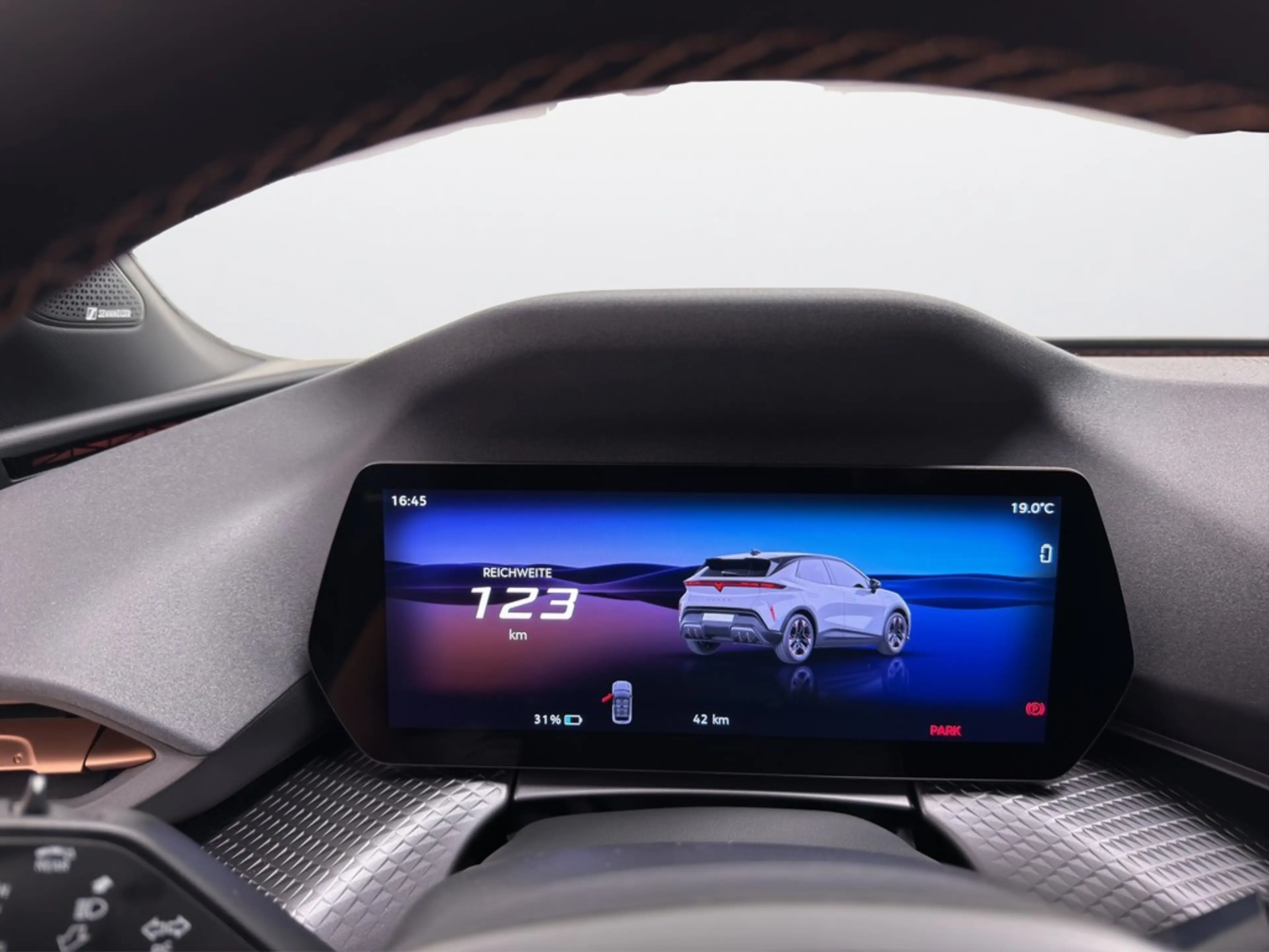 CUPRA Raval Endurance Launch Edition NAVI Dynamic Plus — photo 11