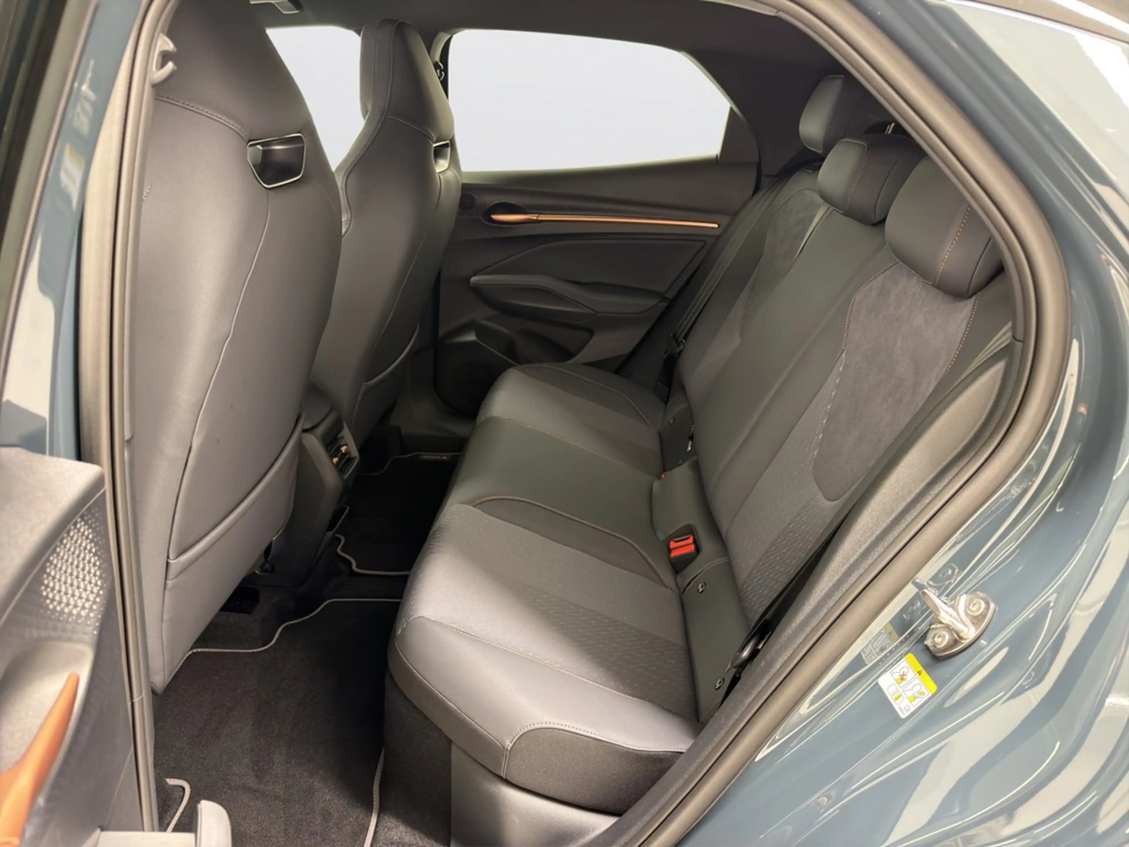 CUPRA Raval Endurance Launch Edition NAVI Dynamic Plus — photo 12
