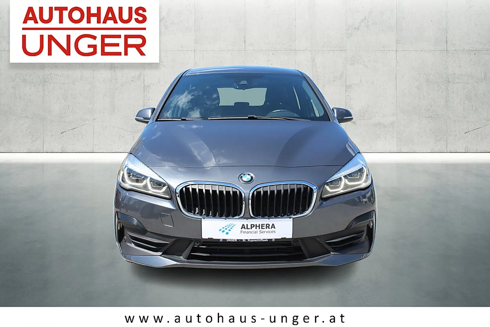 BMW 218 i Gran Tourer Grau - 2